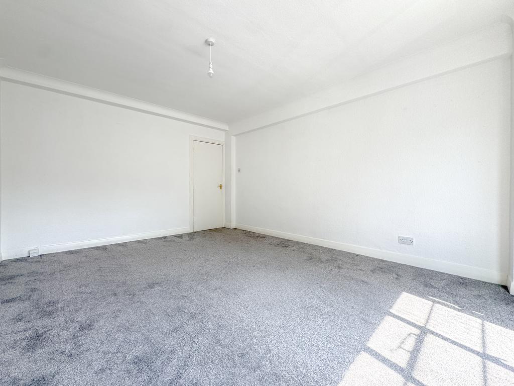 Apartment in LONDON - View 3