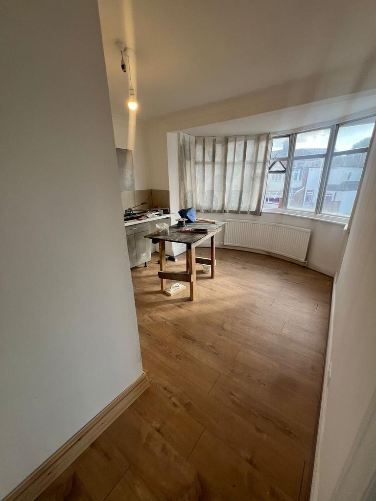 Apartment in London - View 2