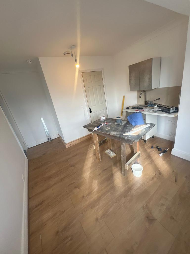 Apartment in London - View 3