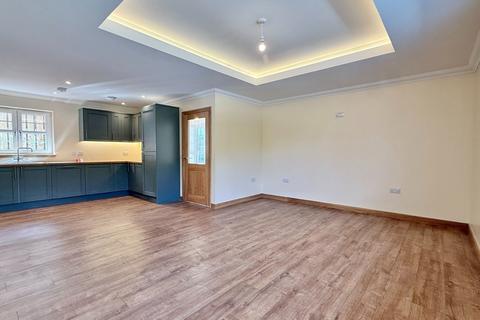 3 bedroom detached bungalow for sale, 13 Mill View, Tomatin, IV13 7YP