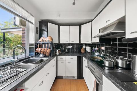 2 bedroom flat for sale, Shakespeare Road, Hanwell, London, W7 1LX