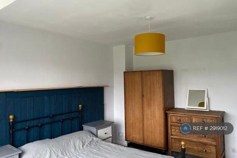1 bedroom in a house share to rent, Greenacre, Windsor, SL4
