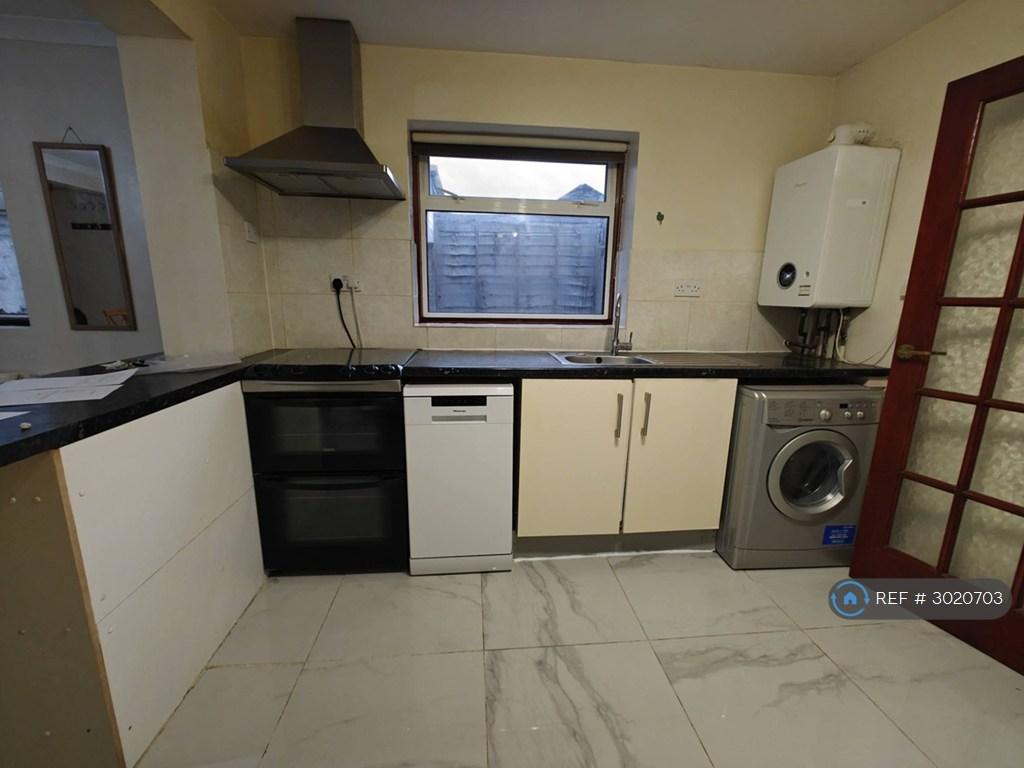 House in Hounslow - View 3