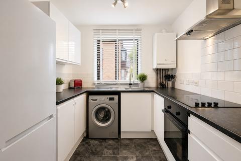 1 bedroom flat to rent, St. Pauls Court, Reading, Berkshire, RG1