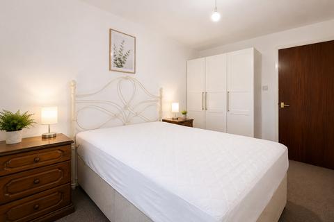1 bedroom flat to rent, St. Pauls Court, Reading, Berkshire, RG1