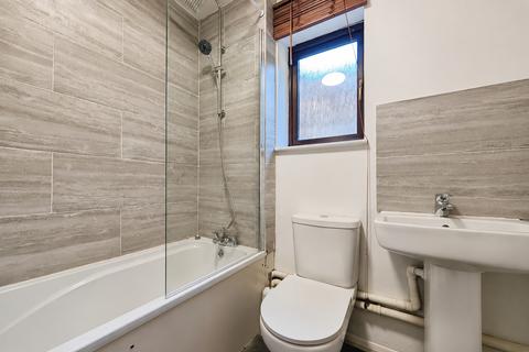 1 bedroom flat to rent, St. Pauls Court, Reading, Berkshire, RG1