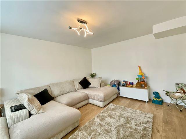 House in Sheffield - View 5