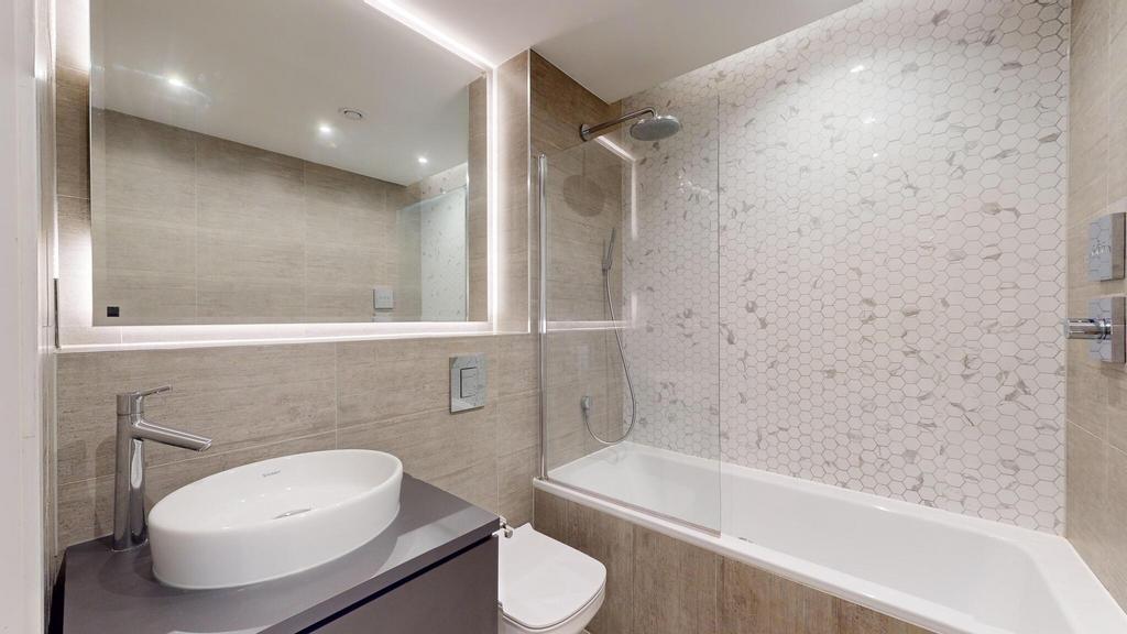 Apartment in Brentford - View 4