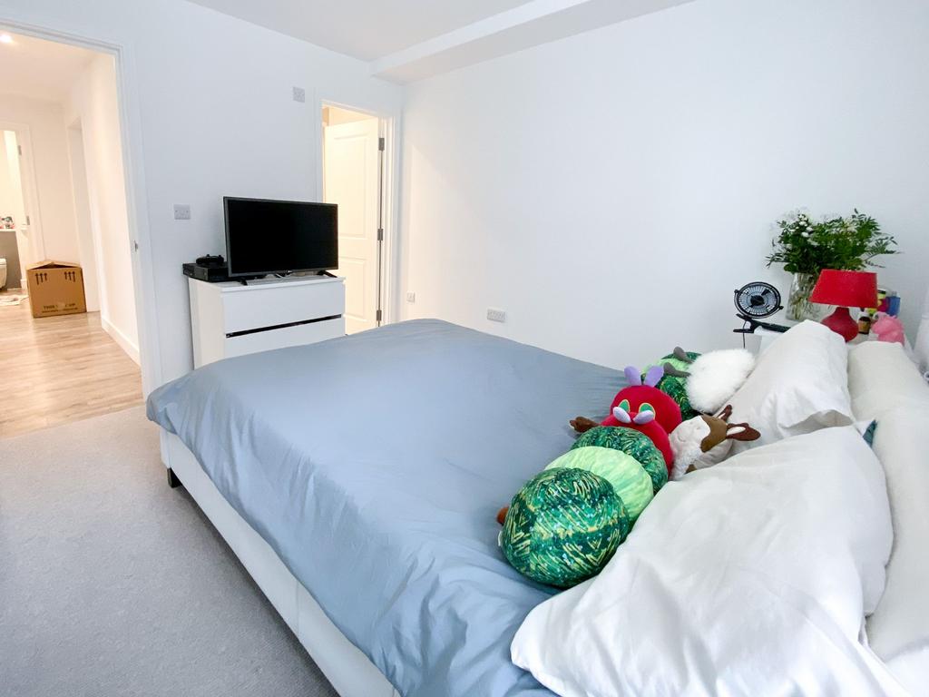 Apartment in Reading - More