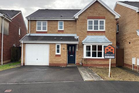 4 bedroom detached house for sale, Ger Y Nant, Birchgrove, Swansea