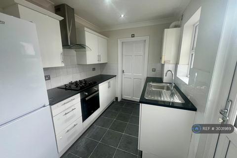 2 bedroom terraced house to rent, Oakwood Road, Croydon, CR0