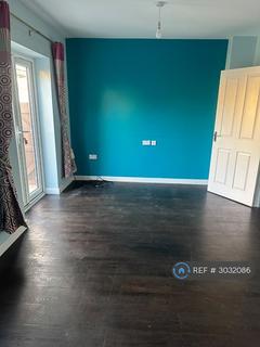4 bedroom semi-detached house to rent, Temple Crescent, Milton Keynes, MK4