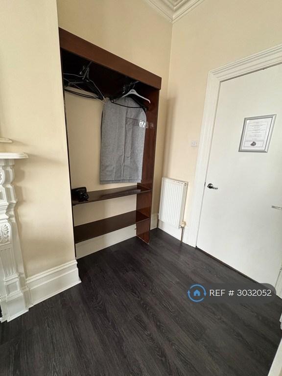 Apartment in Southampton - View 4