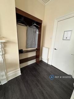 Studio to rent, Landguard Road, Southampton, SO15