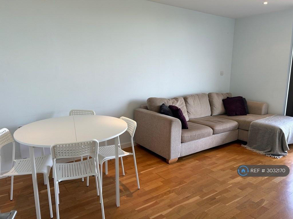Apartment in London - View 2