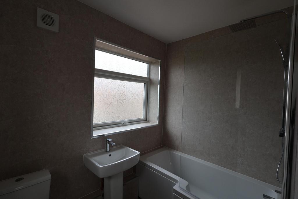 House in Sunderland - View 5