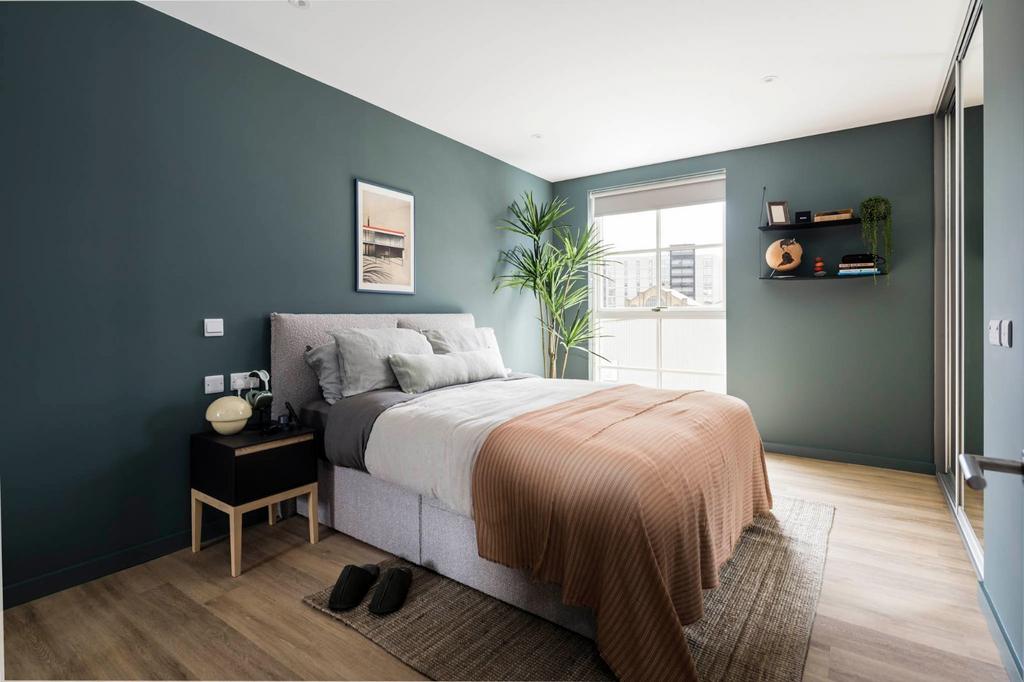 Apartment in Middlesex - View 3