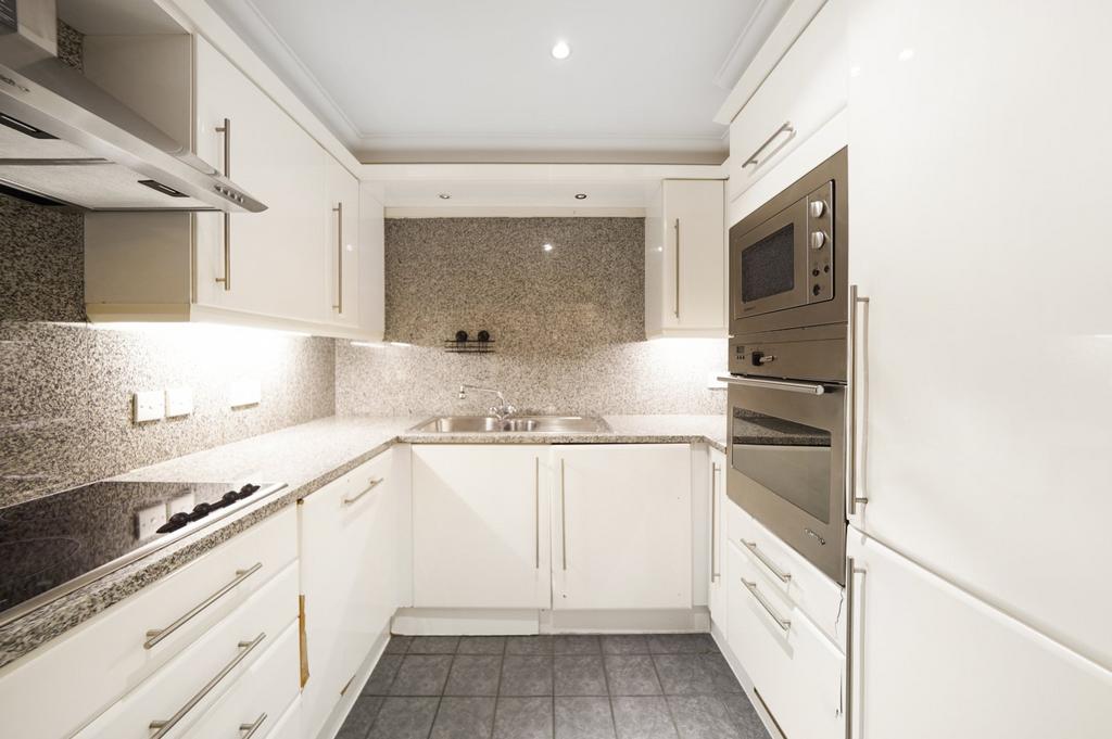 House in London - View 2