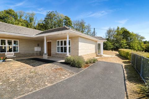 2 bedroom bungalow for sale, Abbotsham, Bideford, Devon, EX39