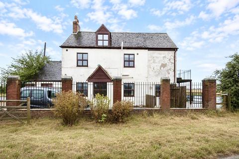 4 bedroom detached house for sale, Woodford Lane, Nuneaton, Warwickshire, CV10