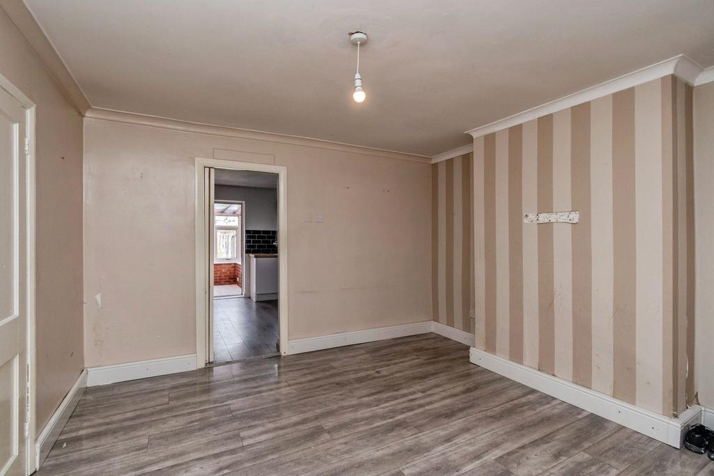 House in West Midlands - View 5