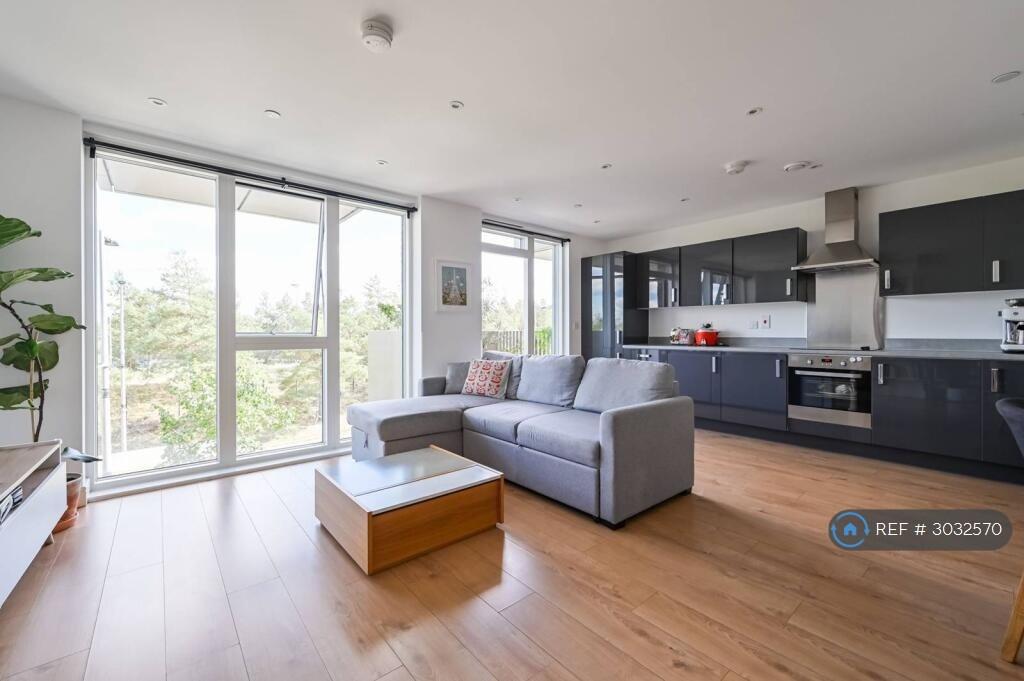 Apartment in London - View 2