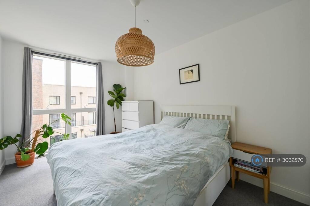 Apartment in London - View 3