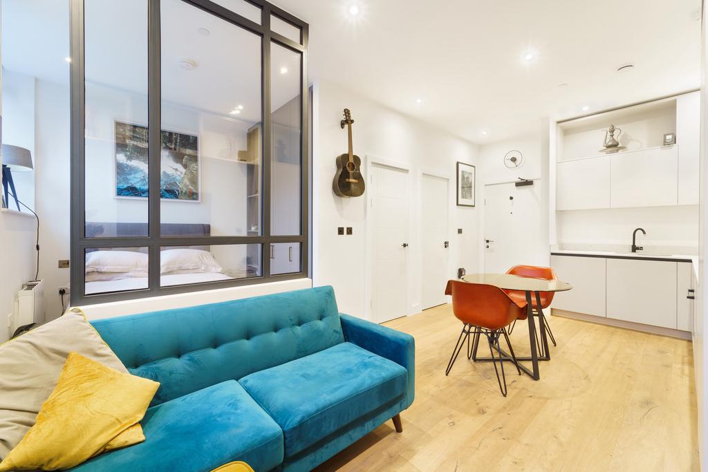Apartment in London - View 3