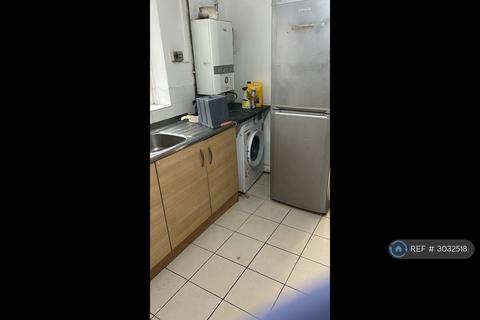2 bedroom terraced house to rent, Hartington Road, Southampton, SO14