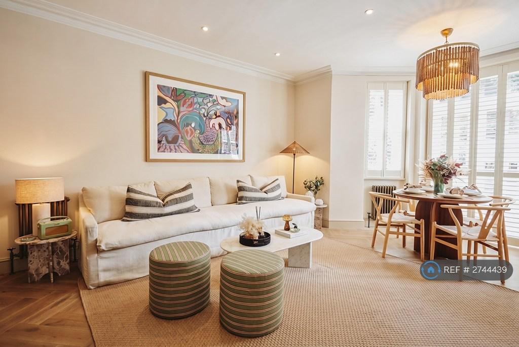 House in London - View 2