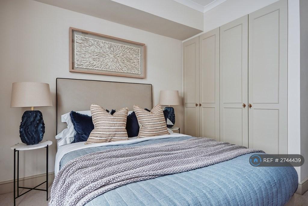House in London - View 3