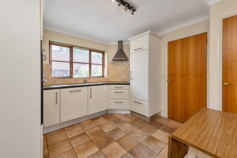 2 bedroom detached bungalow for sale, London Road, Royston SG8