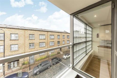 Wapping Wall, London E1W