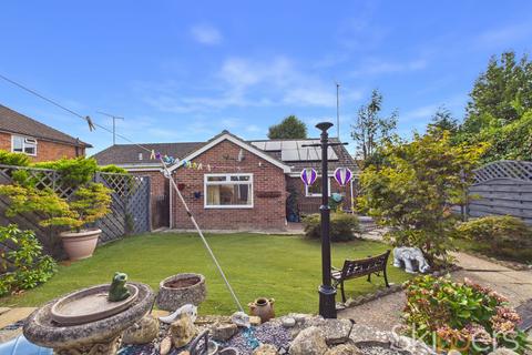 2 bedroom semi-detached bungalow for sale, Glebe Way, Ashford TN24
