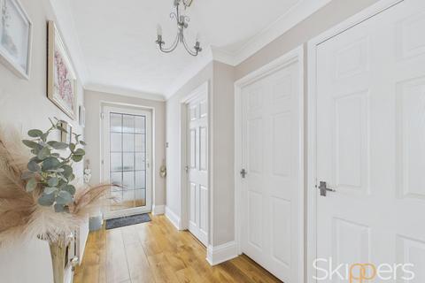 2 bedroom semi-detached bungalow for sale, Glebe Way, Ashford TN24