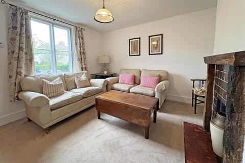 3 bedroom semi-detached house for sale, Woodside Road, Chiddingfold * No Onward Chain*
