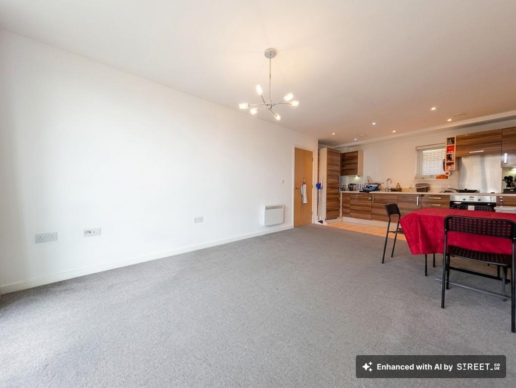 Apartment in Southampton - View 5
