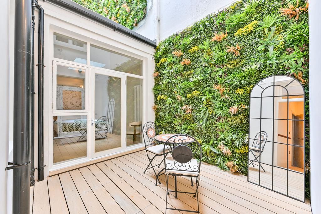 Apartment in London - View 4