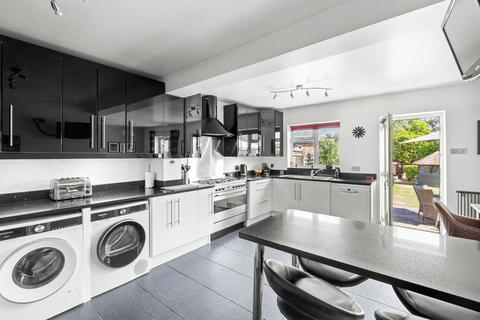 4 bedroom detached house for sale, Candlemas Lane, Beaconsfield HP9
