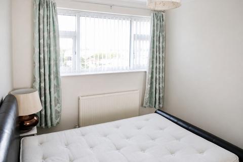 3 bedroom house to rent, Queensdown Gardens, Bristol BS4
