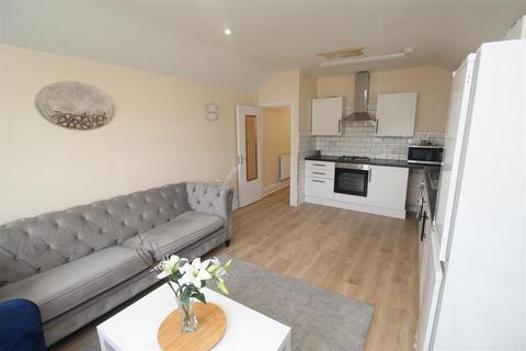 undefined, Whitchurch Road, Cardiff CF14