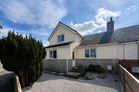 4 bedroom end of terrace house to rent, Shrewsbury Road, Bircotes, DONCASTER