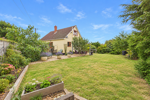2 bedroom detached house for sale, Braintree CM77