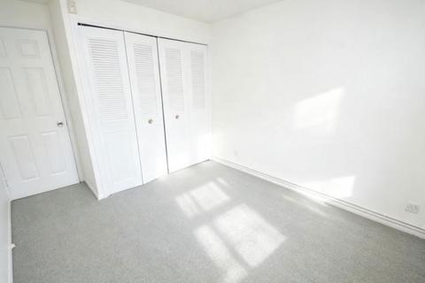 1 bedroom maisonette for sale, Malham Close, Luton, Bedfordshire, LU4 8PH