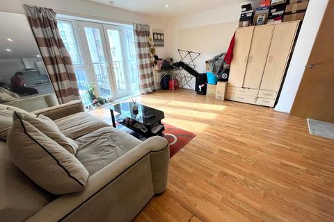 2 bedroom apartment to rent, Caminada House, Manchester M15