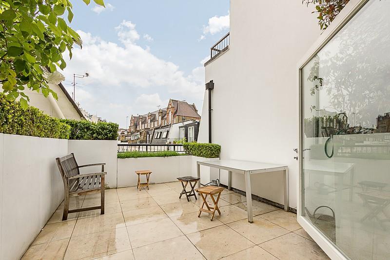 House in South Kensington - View 2