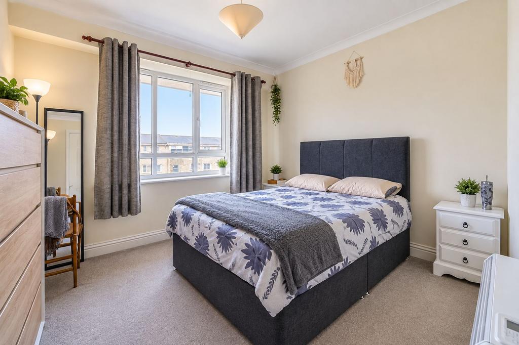 Apartment in London - View 4