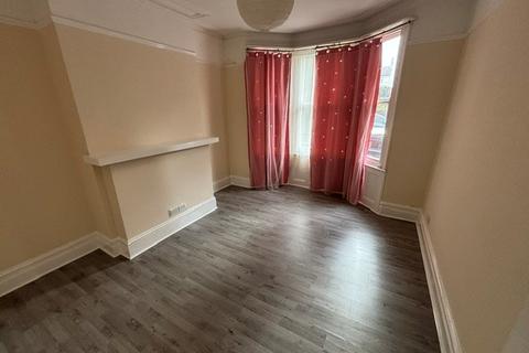 3 bedroom ground floor flat to rent, Buxton Road, Brighton BN1