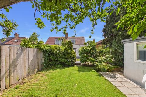 3 bedroom semi-detached house to rent, Tudor Grove, Humbledon, Sunderland