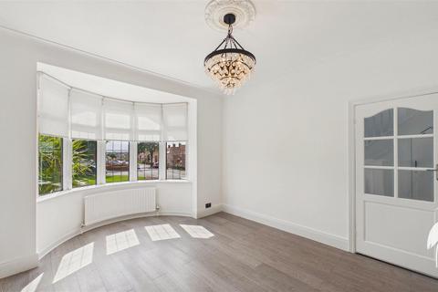 3 bedroom semi-detached house to rent, Tudor Grove, Humbledon, Sunderland